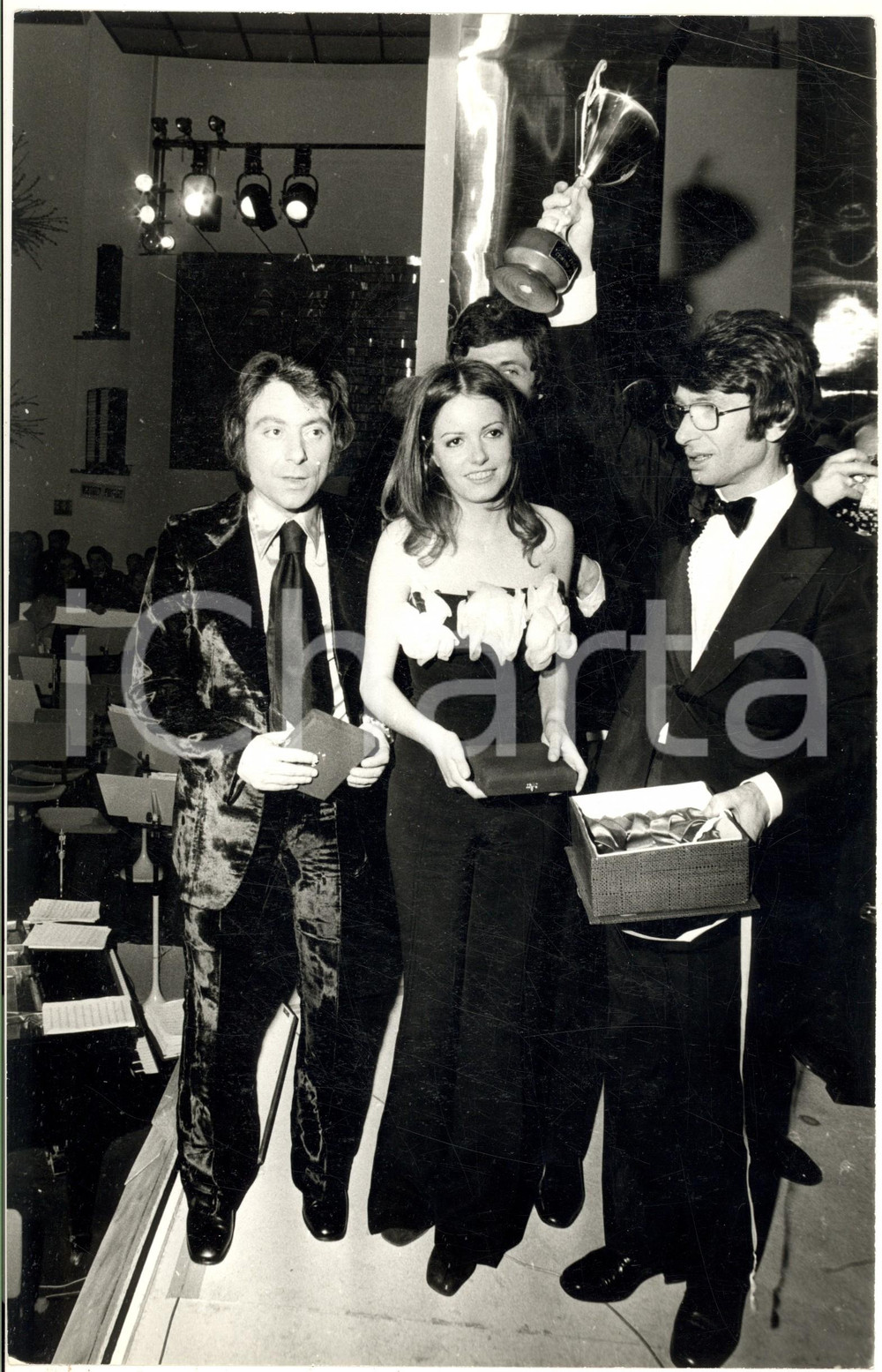 Fotografia d epoca originale 1971 FESTIVAL DI SANREMO Peppino GAGLIARDI, NADA e Nicola DI BARI 1 Foto 20x30 1