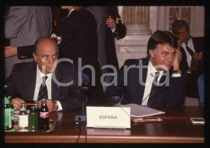 35mm vintage slide* 1988 ca POLITICS Fernández ORDONEZ and Felipe GONZALEZ (3)