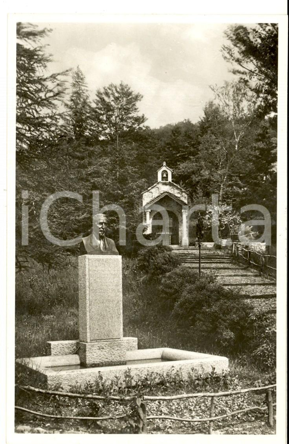 Cartolina originale da collezione 1930 ca VALGANNA Villaggio Alpino  Chiesina e busto BOGNETTI Cartolina 1