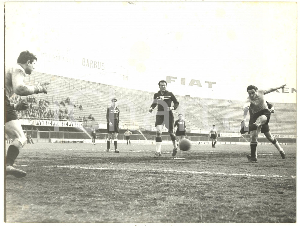 1960 ca FIRENZE Allenamento NAZIONALE - Gol di Francisco LOJACONO *Foto 24x18 cm