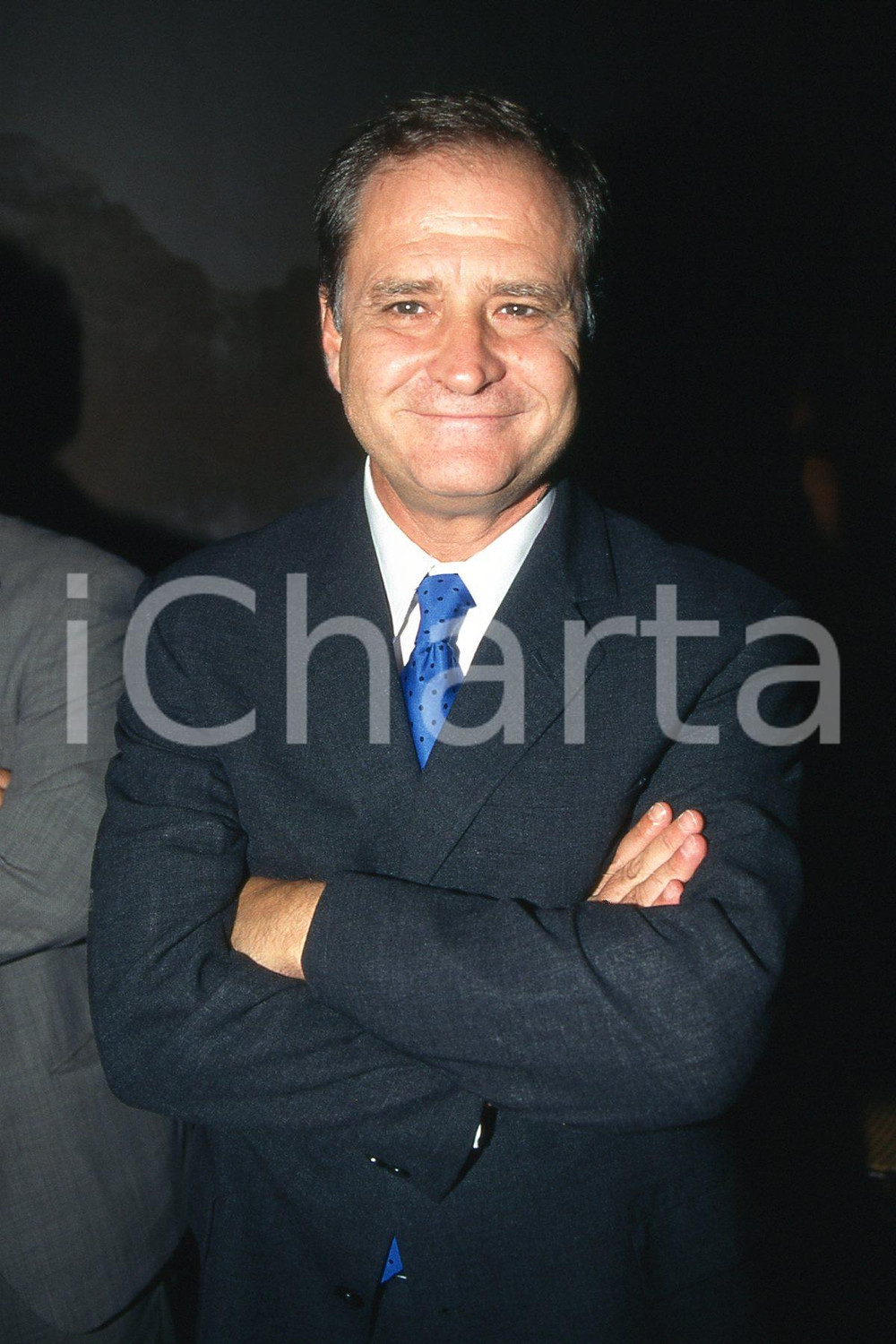 35mm vintage slide* 1997 ITALIA TV Michel THOULOUZE presidente Tele + (4)  Diapositiva d'epoca, in formato 35 mm.CONDIZIONI: GOODE' severamente vietata la riproduzione. Tutti i diritti sono riservati.Nella diapositiva ICharta mette in vendita, sul negozio eBay e in esclusiva sul sito "icharta" il proprio archivio composto da numerose diapositive e negativi fotografici d'epoca, tutti originali e autentici, che attraversano la storia del costume italiano tra gli la fine degli anni Sessanta e Novanta.Si tratta di uno sguardo inedito sull'attualit&agrave;, la politica, la vita quotidiana, il gossip e la cultura, che fotografa il cambiamento della nazione in quest'ultimo scorcio del XX secolo. Un'occasione unica per il mercato del collezionismo, che vede finalmente disponibile un archivio eccezionale per vastit&agrave;, tematiche e condizioni, in un settore (il negativo fotografico e la diapositiva) di assoluta novit&agrave; e dalle interessanti prospettive di investimento. GOOD/buono   originale e autentica 1