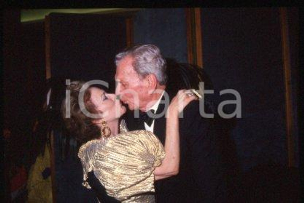 35mm vintage slide* 1981 ca CANNES Joseph COTTEN and wife Patricia MEDINA (30)