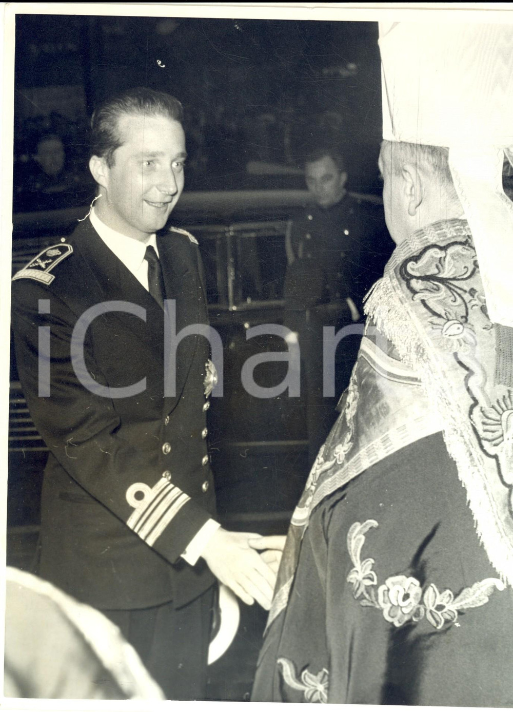 Fotografia d epoca originale 1960 ca BRUXELLES Alberto del BELGIO incontra l arcivescovo Foto 18x24 cm 1