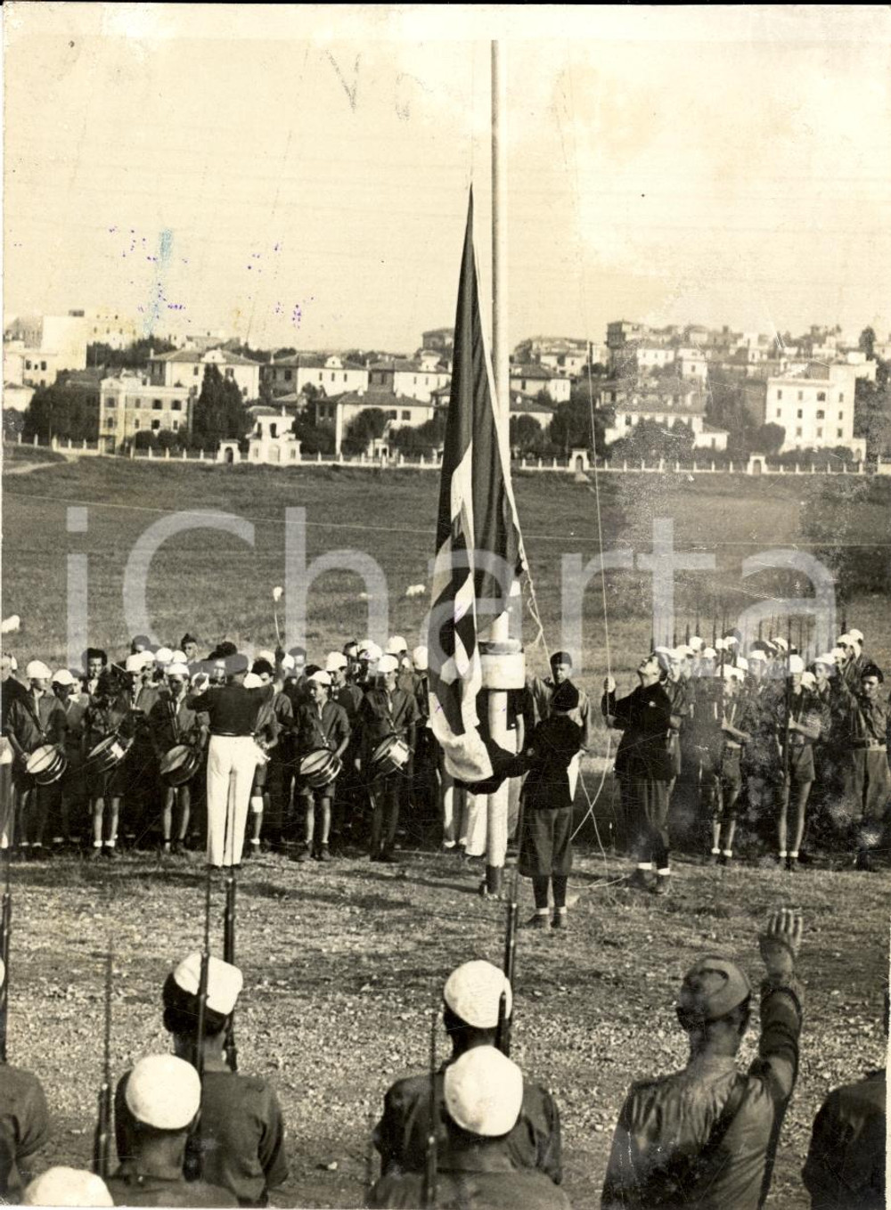 Fotografia d epoca originale 1939 ROMA Cerimonia alzabandiera al Campo MUSSOLINI Fotografia DANNEGGIATA 1