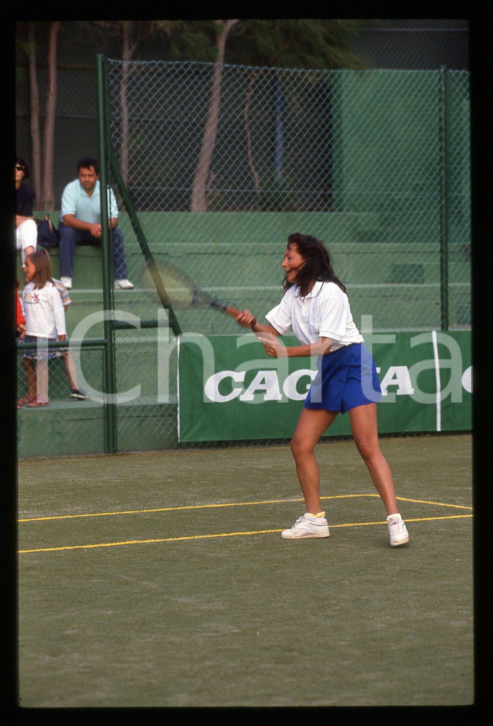 35mm vintage slide* 1995 ca SARDEGNA - Carmen LASORELLA gioca a tennis 10