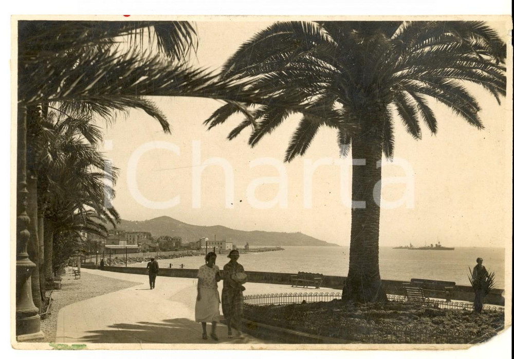 Fotografia d epoca originale 1930 ca SANREMO Passeggiata sul lungomare Foto ANIMATA 14x9 cm VINTAGE 1