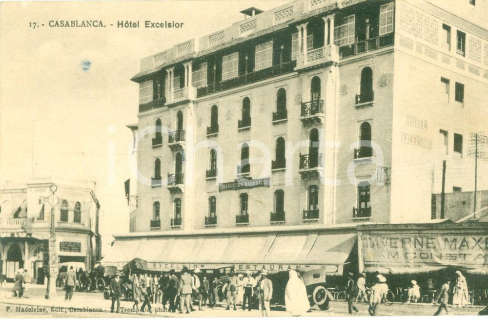 Cartolina originale da collezione 1925 CASABLANCA Marocchini scaricano bagagli all HOTEL EXCELSIOR Cartolina 1