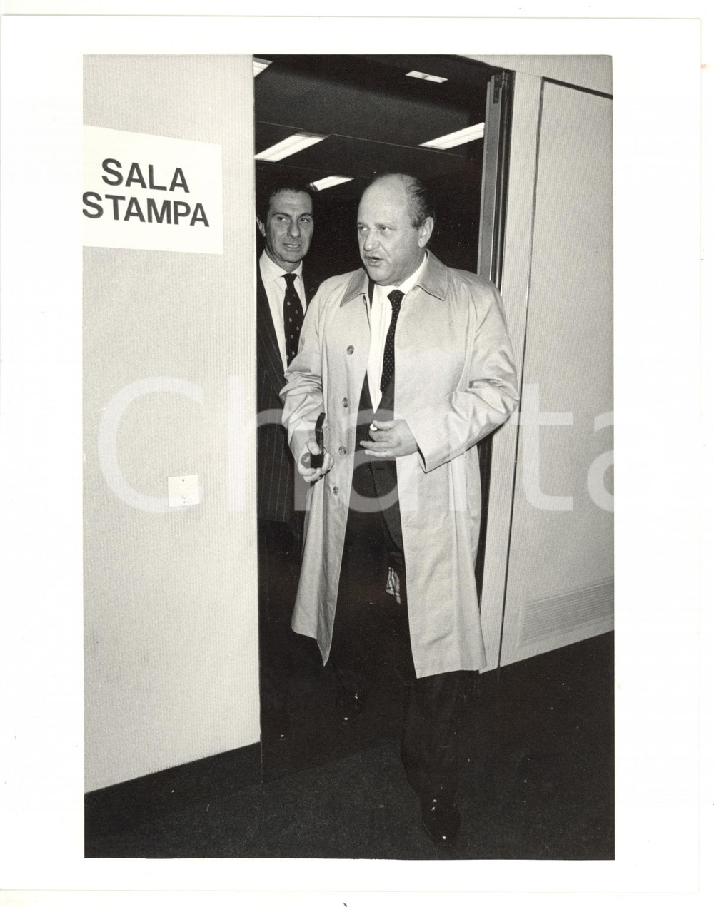 1987 MILANO Renato RUGGIERO in sala stampa *Foto VINTAGE 20x25 cm