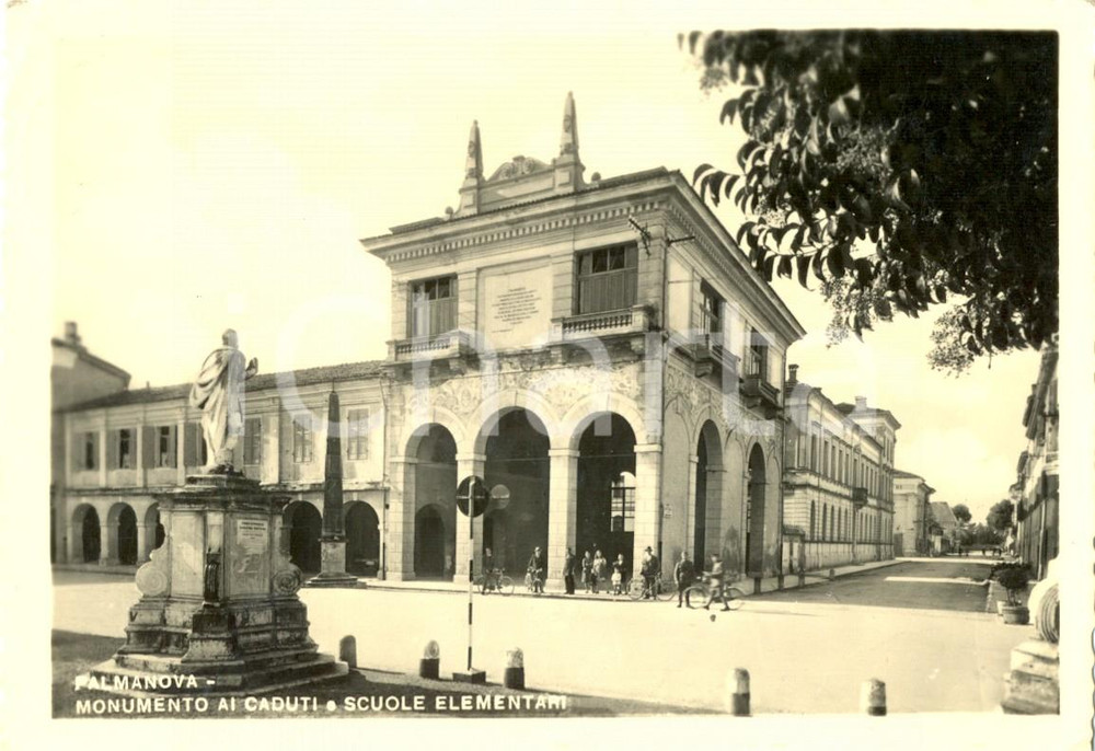 Cartolina originale da collezione 1955 ca PALMANOVA (UD) Monumento ai Caduti e scuole elementari *Cartolina FG VG 1