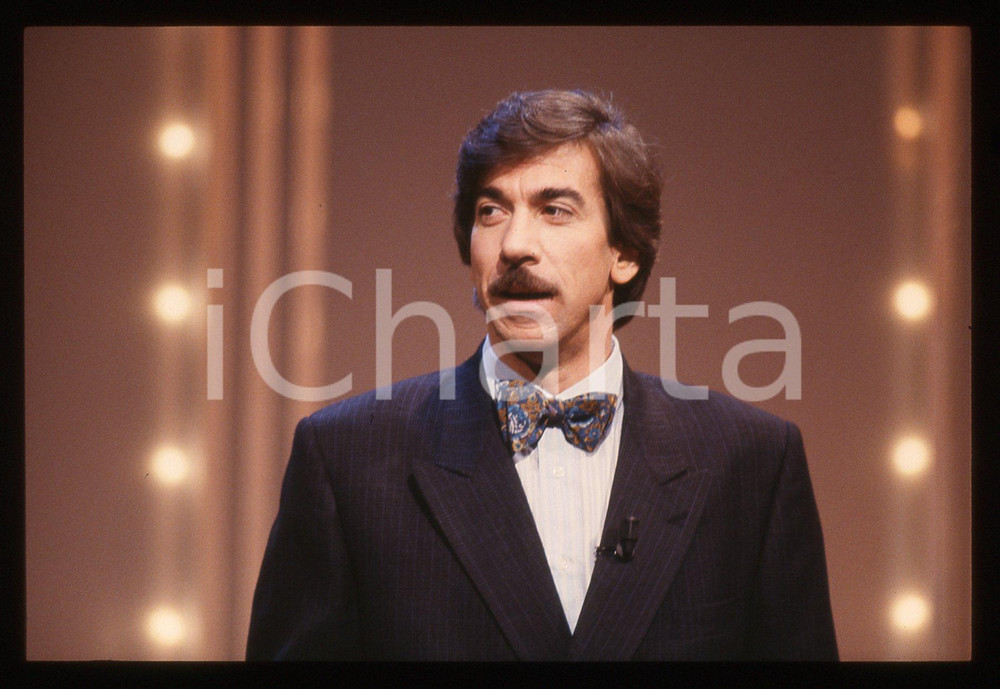 35mm vintage slide* 1990 ca CANALE 5 TRA MOGLIE E MARITO VIP Marco COLUMBRO (12)