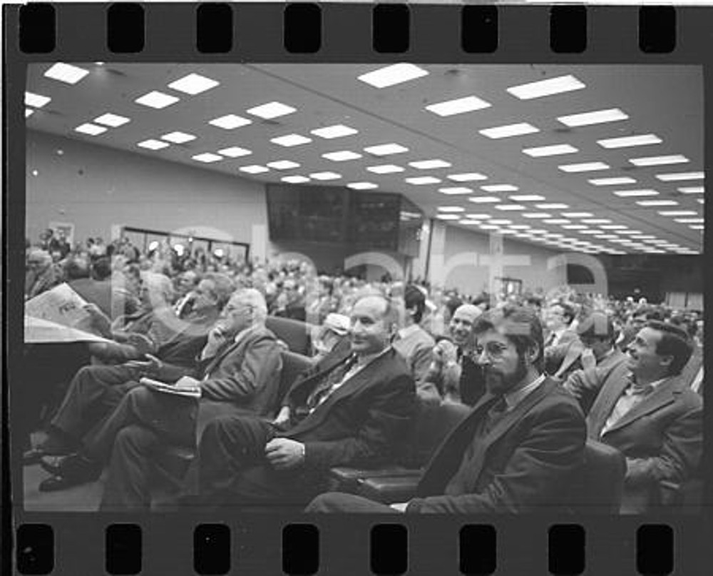 35mm NEGATIVO ORIGINALE * 1984 PRE CONGRESSO DC La platea dei delegati 