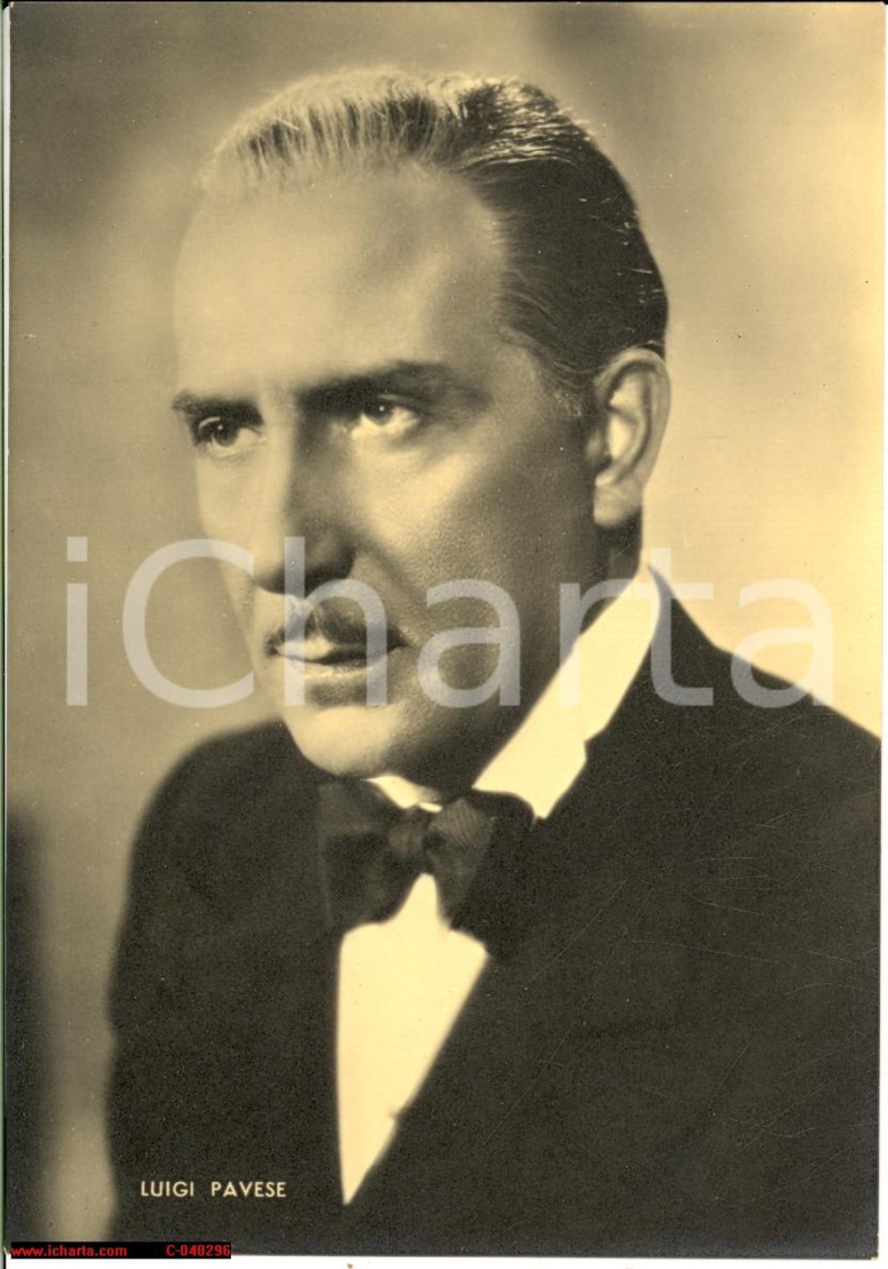 Fotografia d epoca originale 1940 ca Ritratto di Luigi PAVESE Fotografia seriale 1