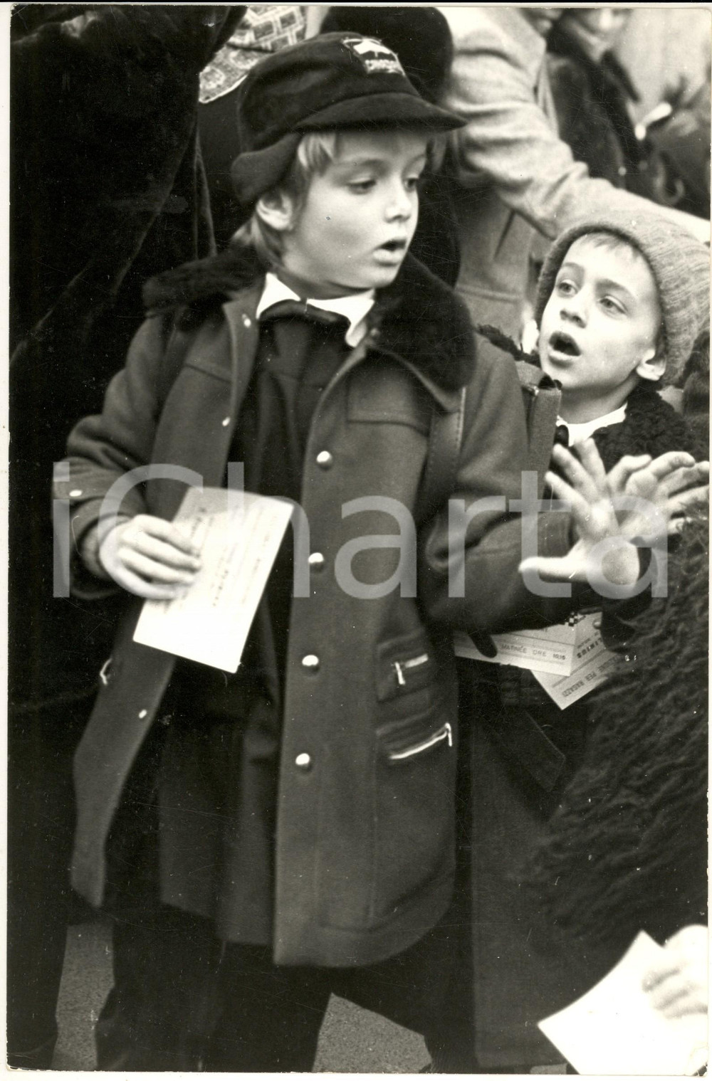 1975 ca GOSSIP MILANO Gianluca GUIDI bambino al parco (3) - Foto 20x30 cm