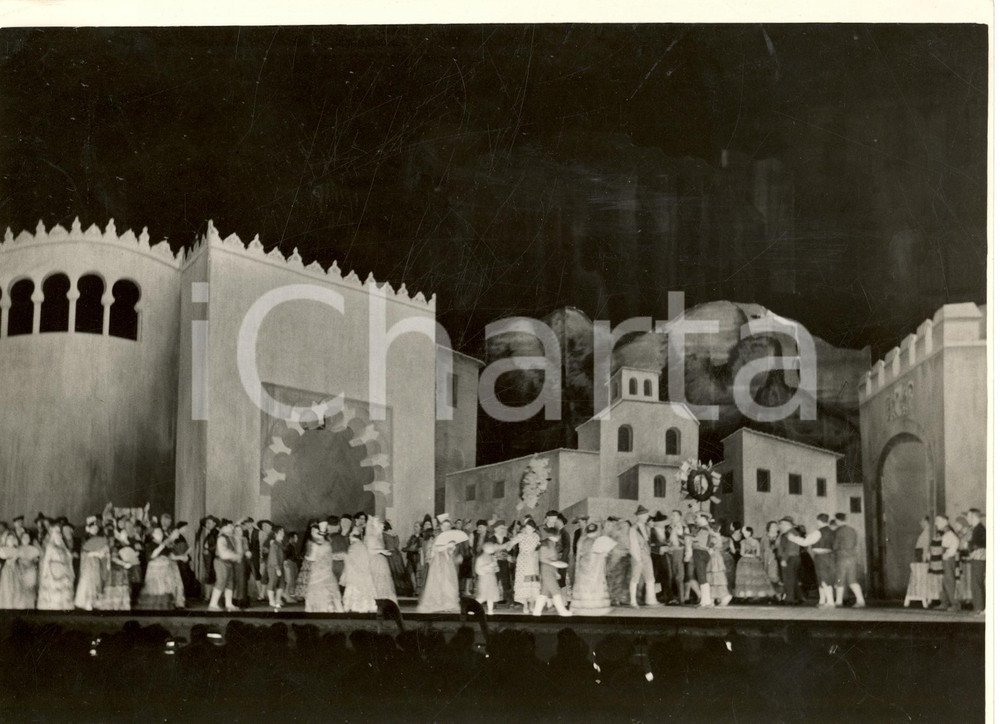 Fotografia d epoca originale 1937 MILANO Estate Musicale  La Carmen di BIZET al Castello SFORZESCO Foto 1