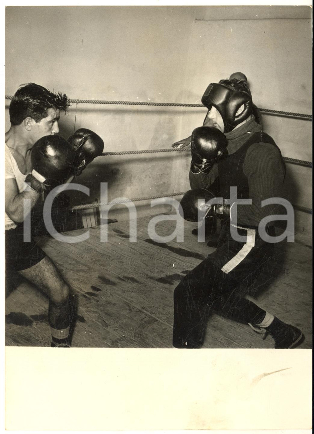 1954 SANTA MARINELLA BOXE Pugile Tiberio MITRI in allenamento - Foto 13x18 cm