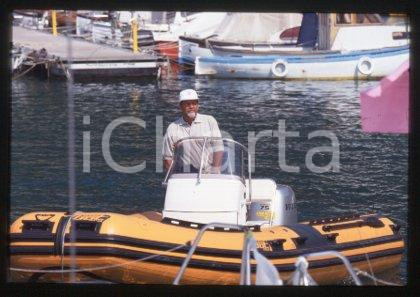 35mm vintage slide* 1990 ca ITALY Skipper & sports commentator Cino RICCI (1)