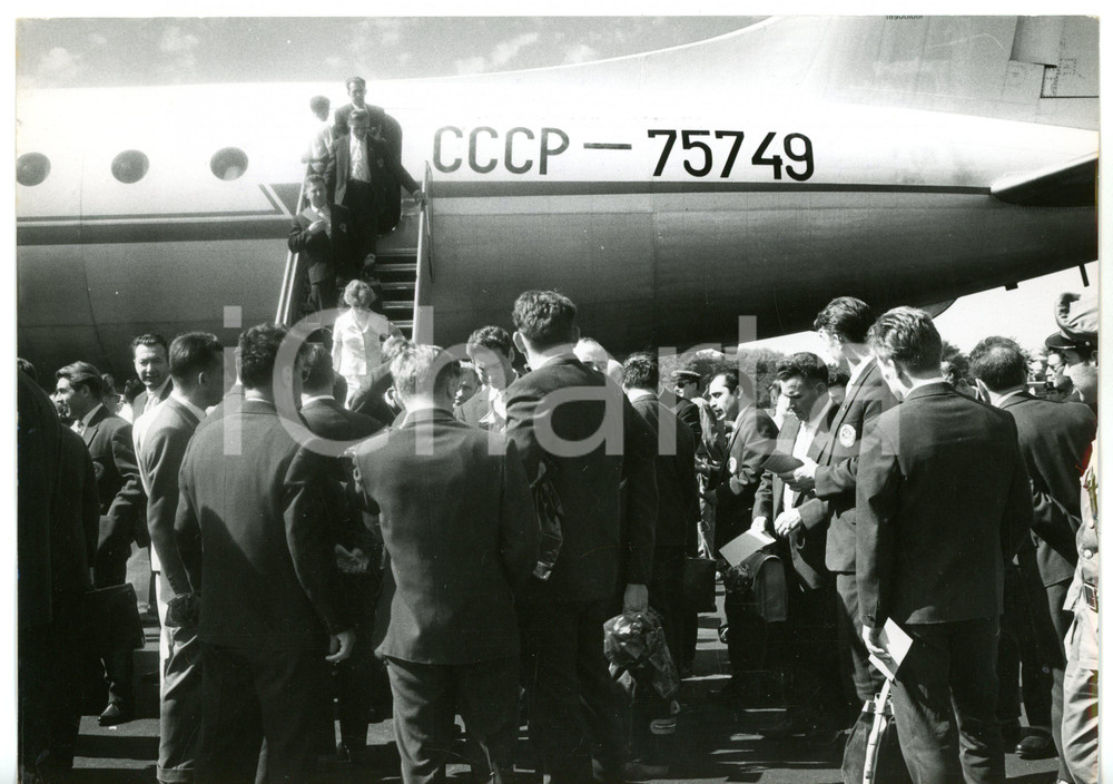 1960 ROMA CIAMPINO - XVII OLIMPIADE Arrivo atleti russi squadra di canottaggio