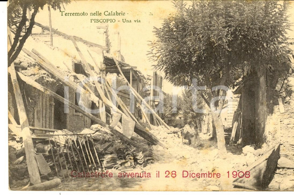 Cartolina originale da collezione 1908 TERREMOTO CALABRIA PISCOPIO Case puntellate in una via *Cartolina ANIMATA 1