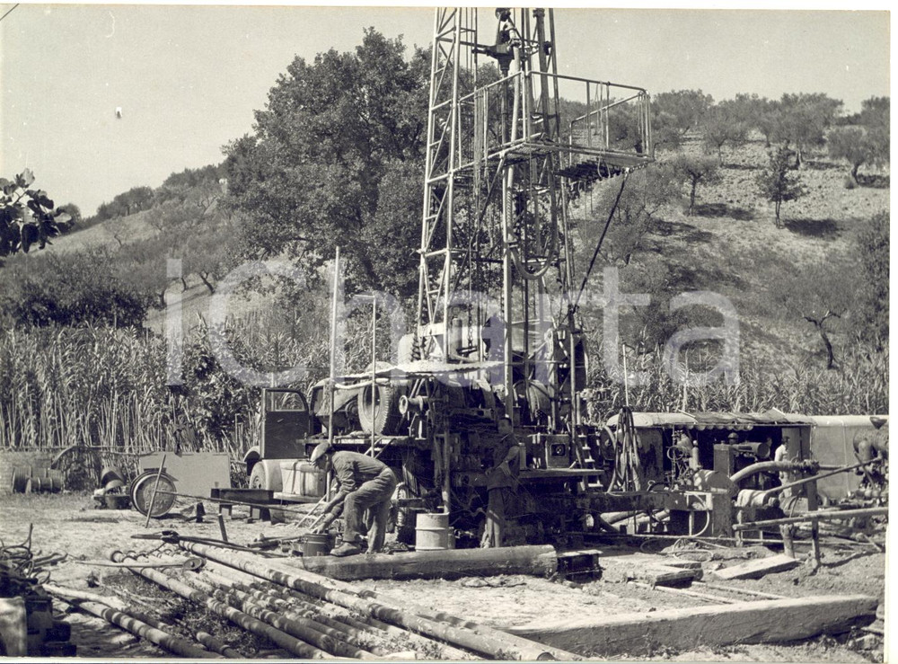 1955 ALANNO / VALLE CUPA Prima estrazione di petrolio in Abruzzo *Foto 18x13