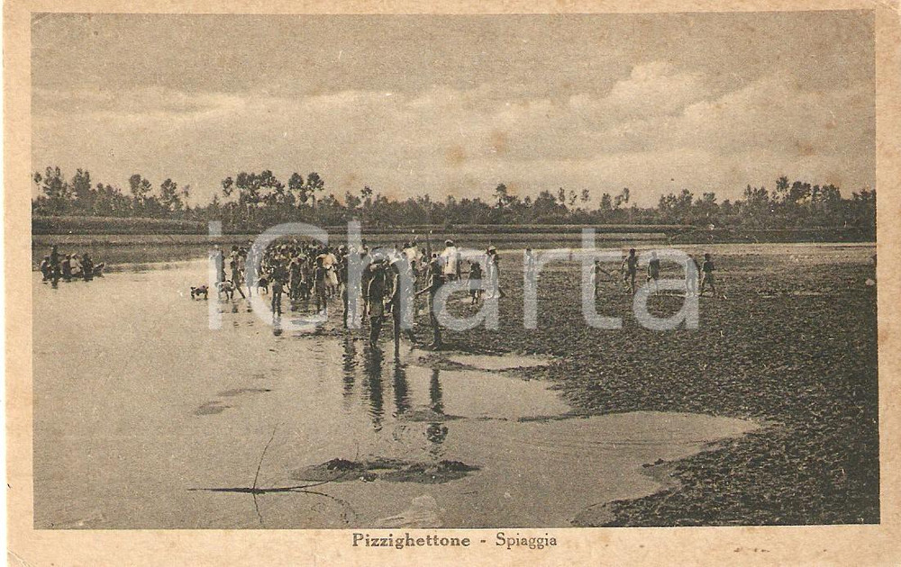Cartolina originale da collezione 1925 PIZZIGHETTONE CR Bambini giocano su spiaggia fiume ADDA Cartolina FP NV 1