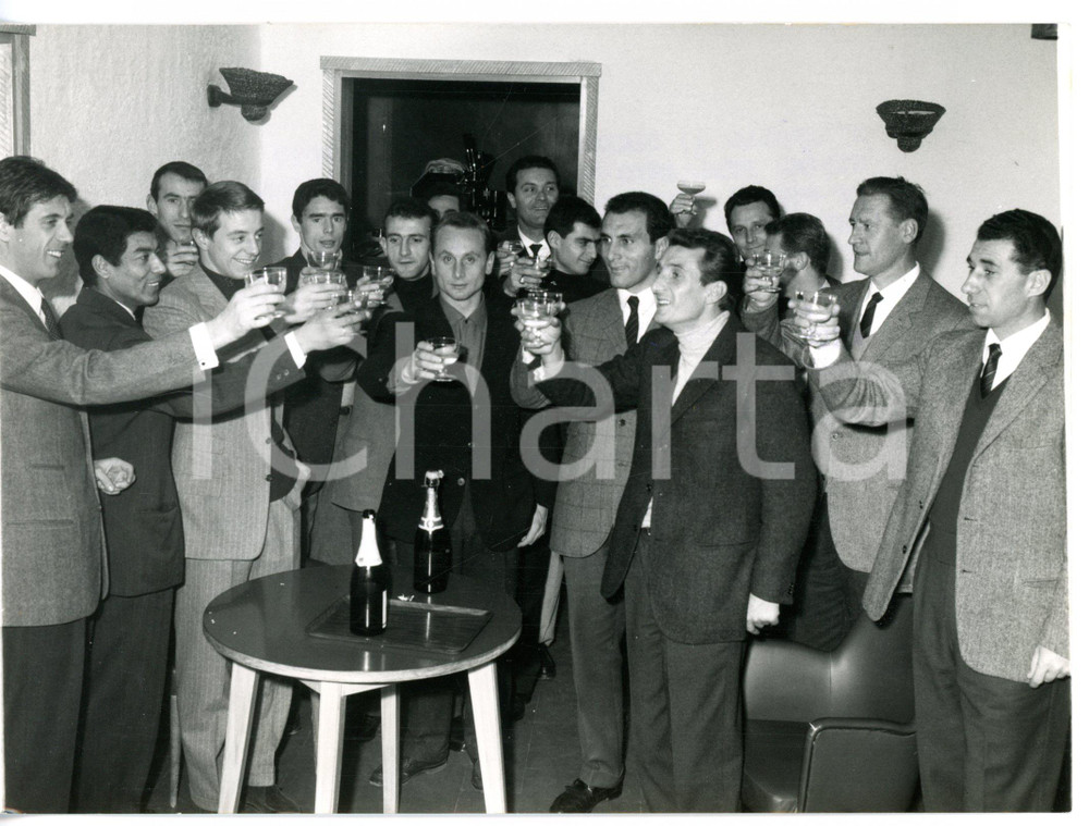 1964 MILANELLO CALCIO Squadra MILAN al brindisi di Capodanno *Ambrogio PELAGALLI