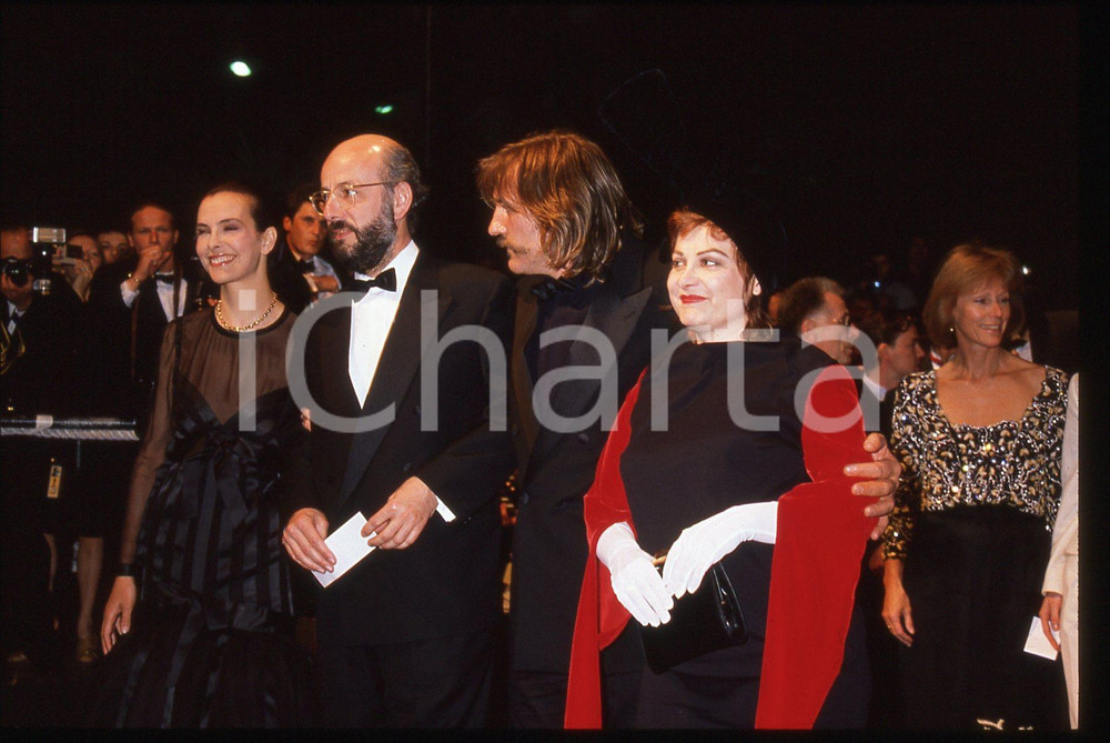 35mm vintage slide* 1989 CANNES Gérard DEPARDIEU Carole BOUQUET Festival (11)