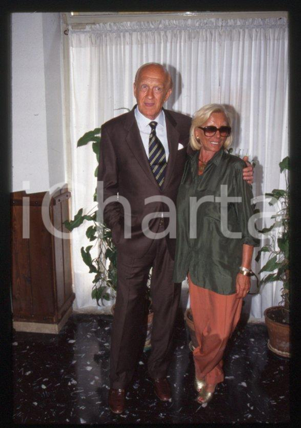 Fotografia d epoca originale 1996 MILANO Raimondo VIANELLO Sandra MONDAINI 35mm vintage slide 3 1