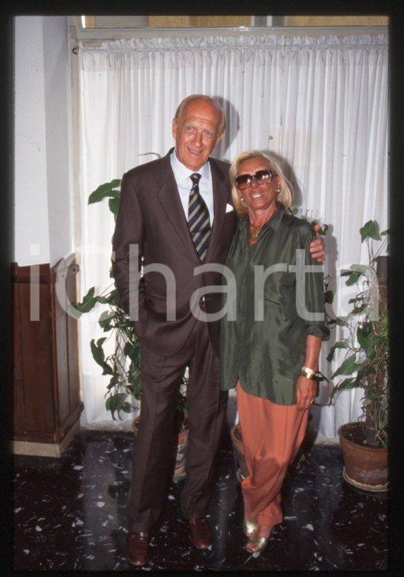 Fotografia d epoca originale 1996 MILANO Raimondo VIANELLO Sandra MONDAINI 35mm vintage slide 6 1