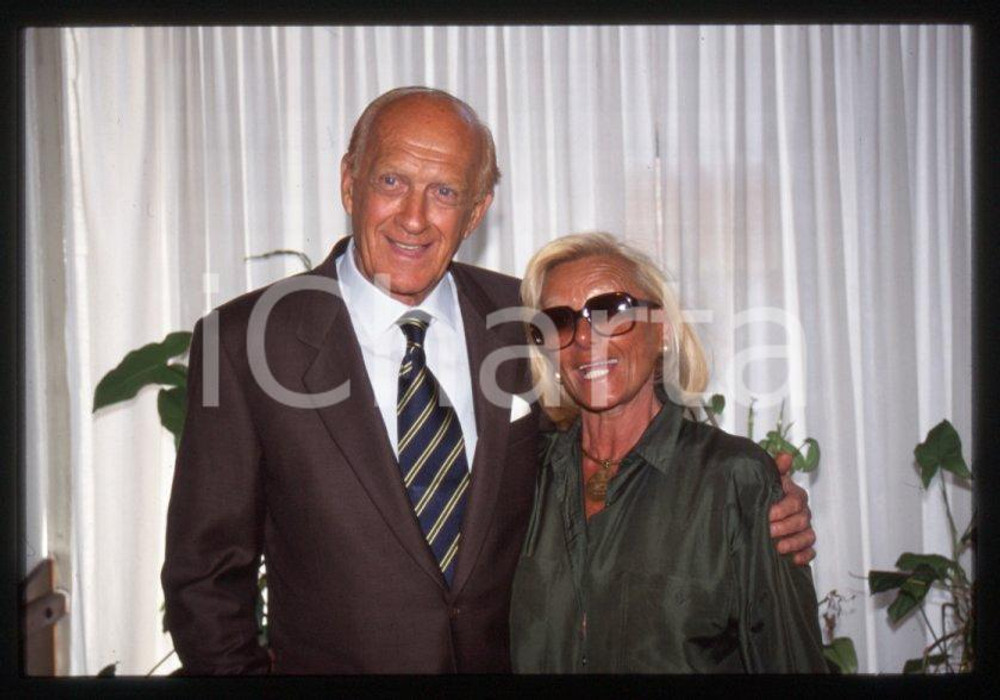 Fotografia d epoca originale 1996 MILANO Raimondo VIANELLO Sandra MONDAINI 35mm vintage slide 8 1