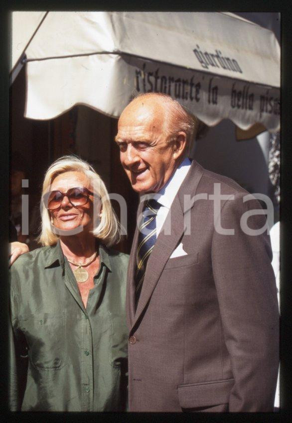 Fotografia d epoca originale 1996 MILANO Raimondo VIANELLO Sandra MONDAINI 35mm vintage slide 14 1