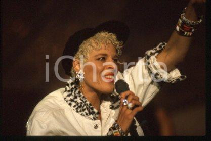 35mm vintage slide* 1989 SANREMO Pop Festival Pop singer YAZZ - Yasmin EVANS (9)