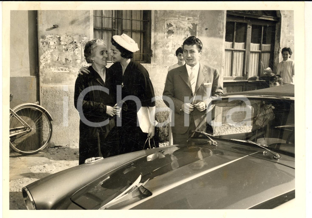 1956 CASALE MONFERRATO Maria Luisa GAROPPO in partenza per "LASCIA O RADDOPPIA?"