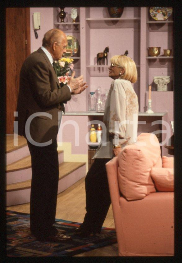 Fotografia d epoca originale 2000 ca CASA VIANELLO Raimondo VIANELLO Sandra MONDAINI 35mm vintage slide 1 1