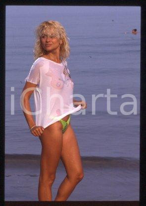 35mm vintage slide* 1985 ca ITALIA Rossella GARDINI in costume da bagno (13)