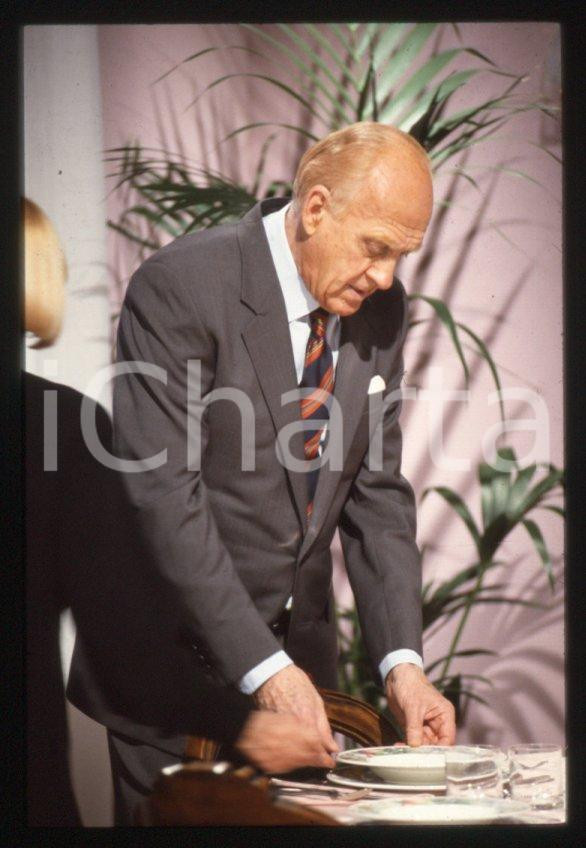 Fotografia d epoca originale 2000 ca CASA VIANELLO Raimondo VIANELLO Sandra MONDAINI 35mm vintage slide 15 1