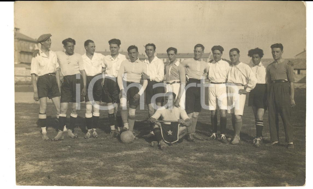 Fotografia d epoca originale 1919 CASALE MONFERRATO AL Squadra giovanile del CASALE CALCIO Foto RARA FP NV 1