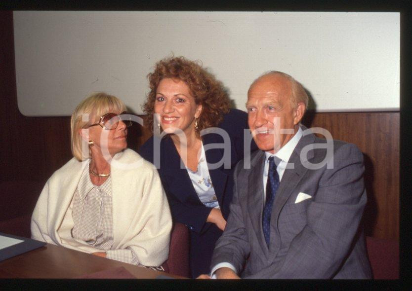 Fotografia d epoca originale 2000 Raimondo VIANELLO Giorgia TRASSELLI Sandra MONDAINI 35mm vintage slide 1 1