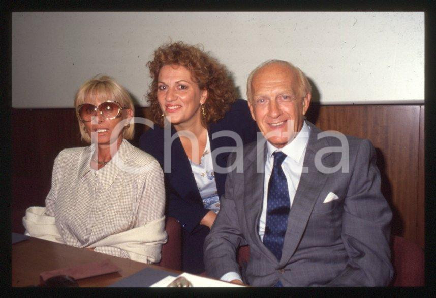 Fotografia d epoca originale 2000 Raimondo VIANELLO Giorgia TRASSELLI Sandra MONDAINI 35mm vintage slide 2 1