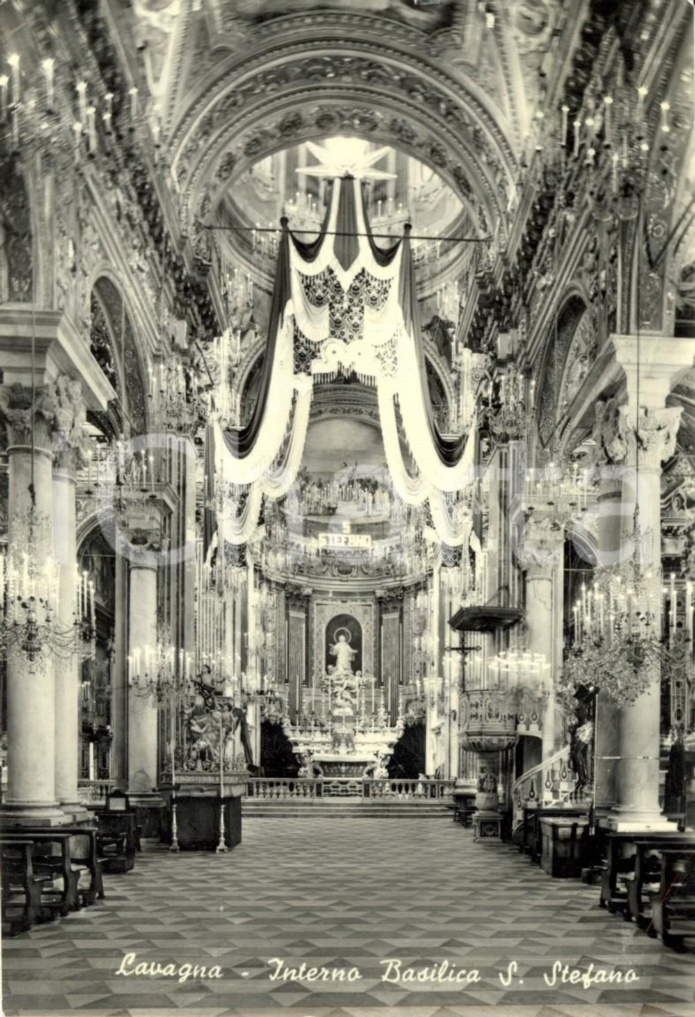 Cartolina originale da collezione 1968 LAVAGNA (BG) Interno della Basilica di SANTO STEFANO *Cartolina FG VG 1