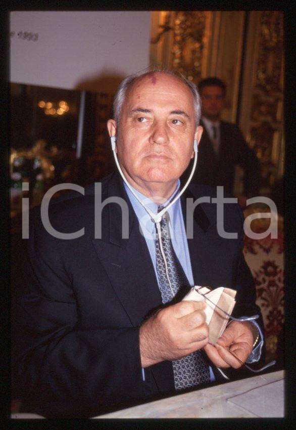 Fotografia d epoca originale 35mm vintage slide 1993 MILANO ISPI Palazzo Clerici  Michail GORBACHEV 2 1