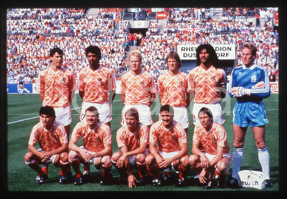 35mm vintage slide* 1988 DUSSELDORF INGHILTERRA OLANDA 1-3 - Squadra OLANDA
