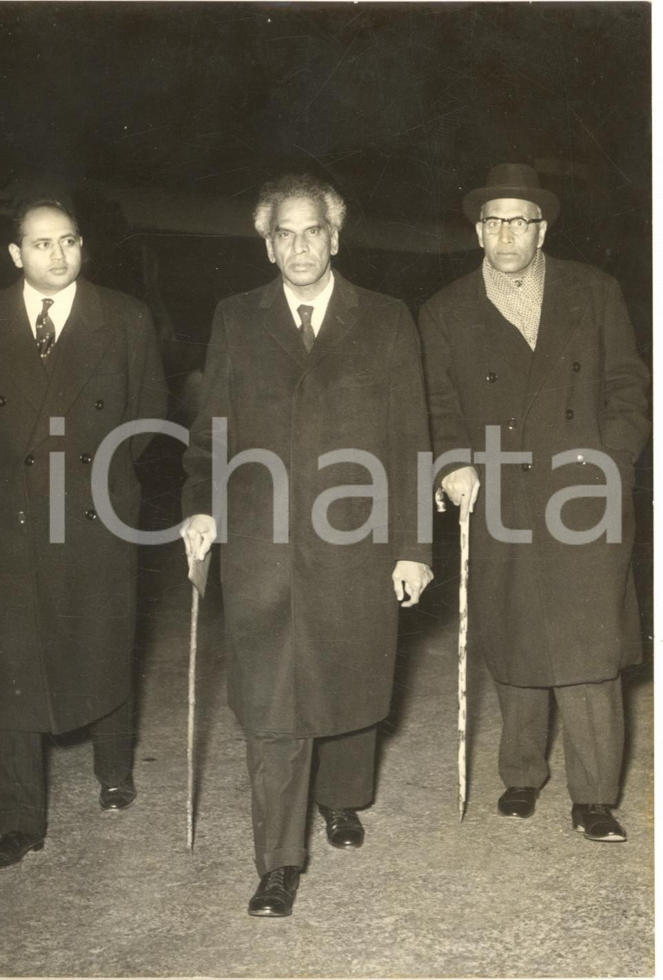 1957 ROMA Arrivo del ministro indiano V. K. Krishna MENON - Foto 13x18 cm