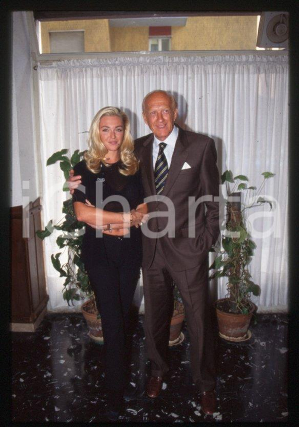 Fotografia d epoca originale 1996 MILANO Raimondo VIANELLO Paola BARALE 35mm vintage slide 11 1