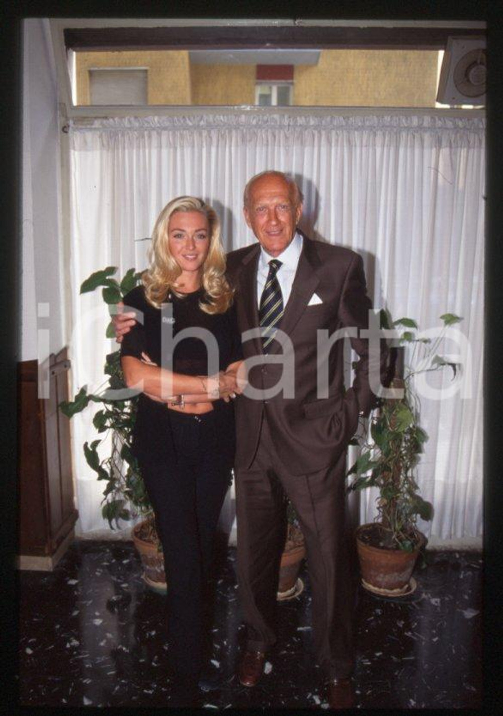 Fotografia d epoca originale 1996 MILANO Raimondo VIANELLO Paola BARALE 35mm vintage slide 13 1