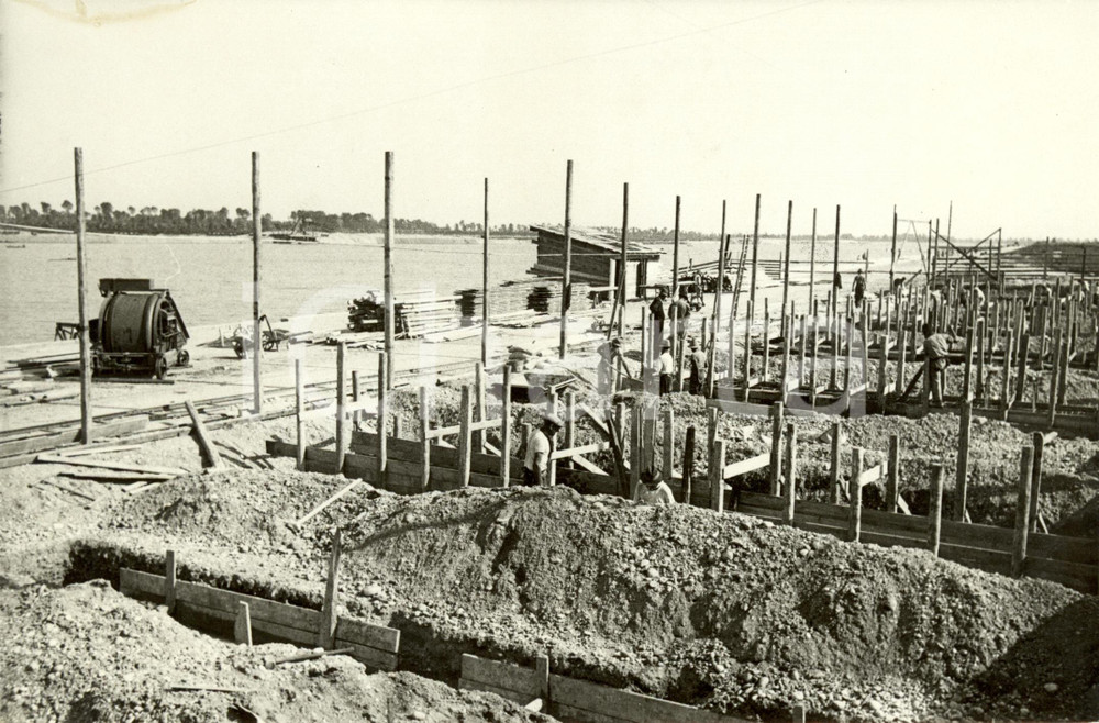 Fotografia d epoca originale 1938 MILANO IDROSCALO Cantiere e lavori per campionati canottaggio Fotografia 1