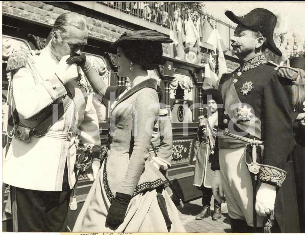 1959 CINEMA "Katia" Curd JURGENS e Romy SCHNEIDER sul set - Foto 18x13 cm
