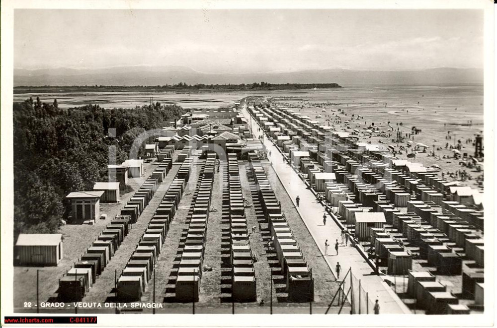 Cartolina originale da collezione 1936 GRADO (GO) Veduta della spiaggia ideale FP VG 1