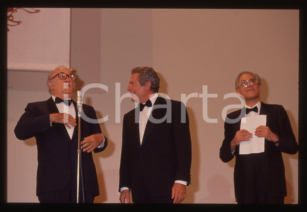Fotografia d epoca originale 35mm vintage slide 1990 VENEZIA Federico FELLINI Marcello MASTROIANNI 2 1