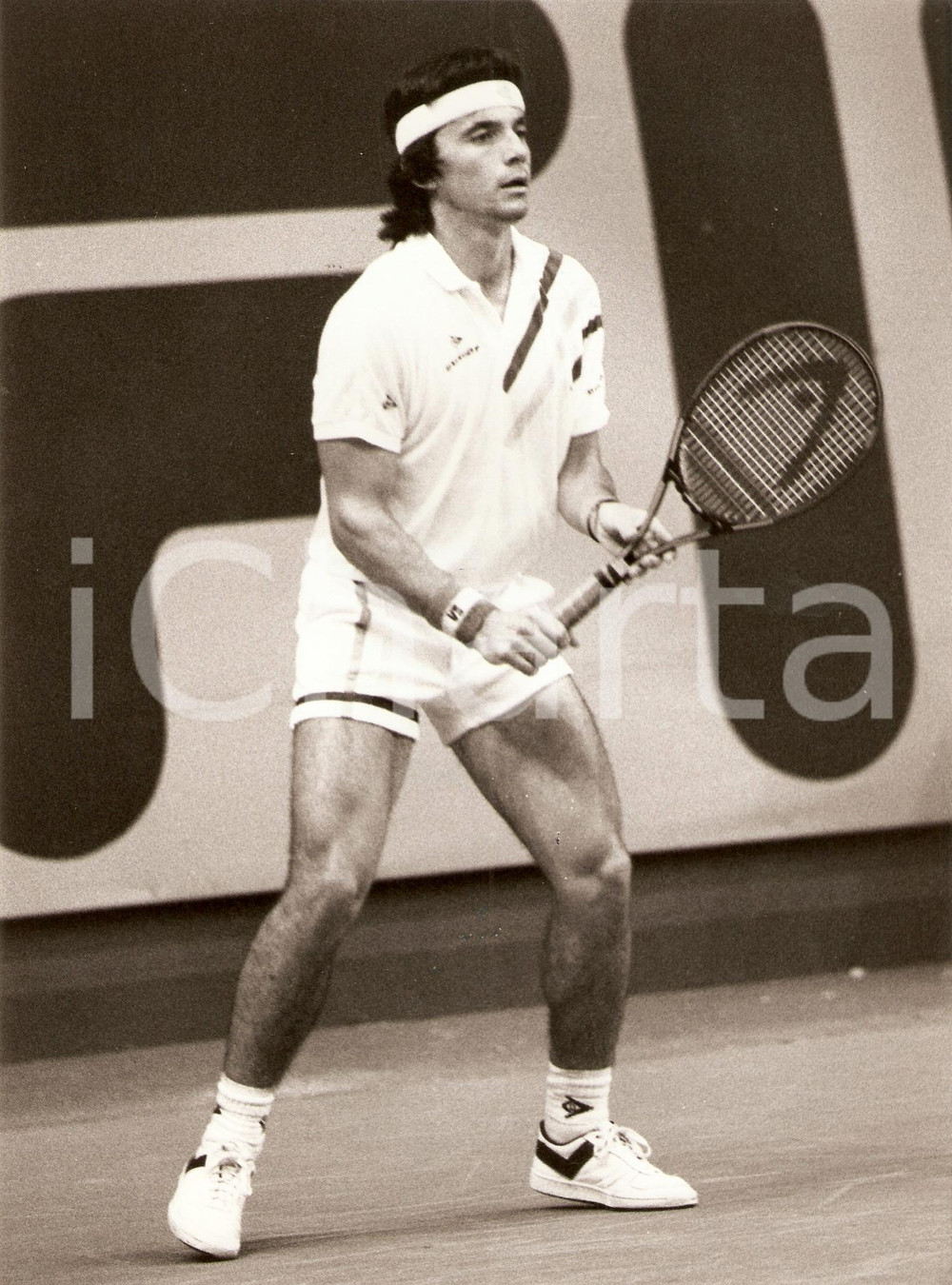 Fotografia d epoca originale 1985 ca SPAGNA Tennis Emilio SANCHEZ durante incontro Sponsor DUNLOP Fotografia 1