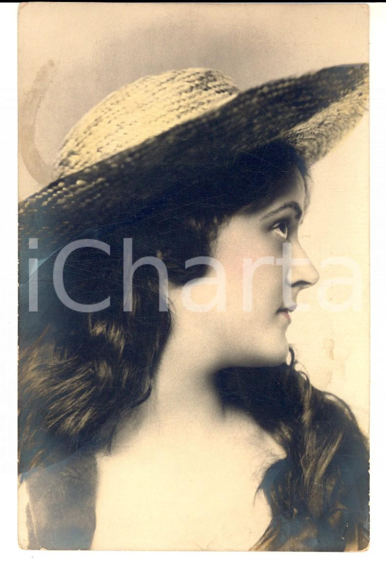 Cartolina originale da collezione 1901 MILANO TEATRO ALLA SCALA Soprano Amelia PINTO nel 'Mefistofele' Cartolina 1